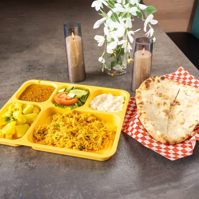 Vegetarian Dinner Special Combo.